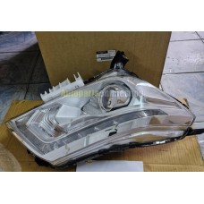 GENUINE NISSAN HEAD LAMP 260104JA5B