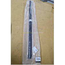 GENUINE MAZDA MOULD (R).FRT.BELT 1D0050640