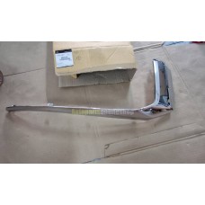 ORIGINAL MITSUBISHI GARNISH,FR BUMPER SIDE 6407A336