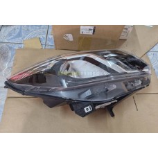 GENUINE CHEVROLET HEADLAMP RH 84594278 52136559