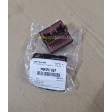 GENUINE MITSUBISHI SWITCH REMOTE MIRROR MR951187