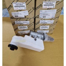GENUINE TOYOTA CYLINDER SUB-ASSY, BRAKE MASTER 472010K610