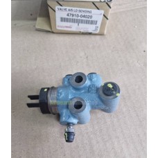 GENUINE TOYOTA Load sending Proportioning 4791004020
