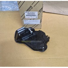 GENUINE TOYOTA FRONT DOOR LOCK 693400K070